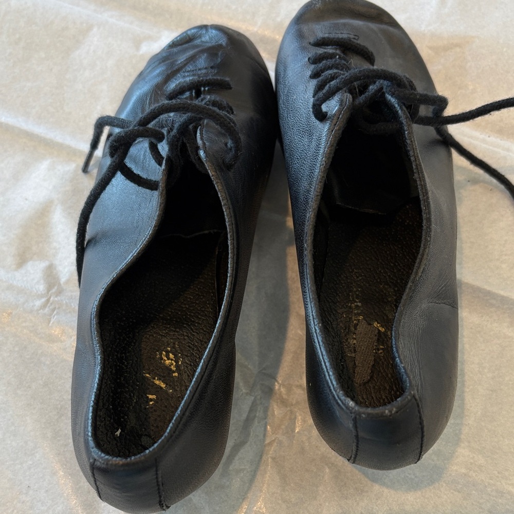 TAP DANCE SHOES. LEO'S ULTRATONE.